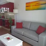Duplex -the Sunny Hut - Swimming Pool - Free Wifi & Ac- Marinas *