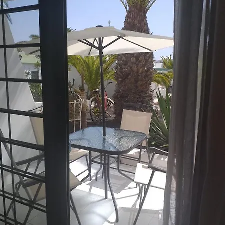 Apartment Duplex -the Sunny Hut - Swimming Pool - Free Wifi & Ac- Marinas Puerto del Carmen (Lanzarote)