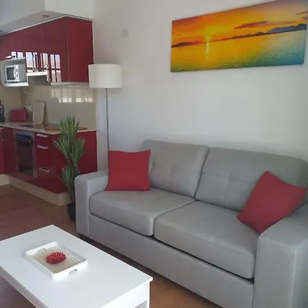 Duplex -the Sunny Hut - Swimming Pool - Free Wifi & Ac- Marinas *