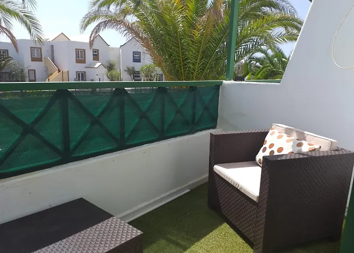 Duplex -the Sunny Hut - Swimming Pool - Free Wifi & Ac- Marinas