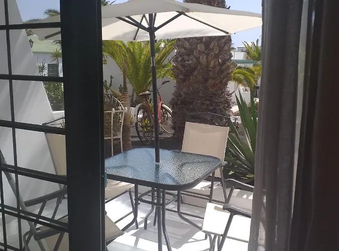 公寓 Duplex -the Sunny Hut - Swimming Pool - Free Wifi & Ac- Marinas 卡门港