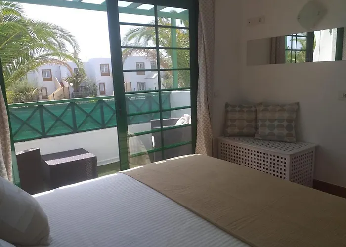 Duplex -the Sunny Hut - Swimming Pool - Free Wifi & Ac- Marinas Διαμέρισμα *