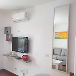 Apartamento Duplex -the Sunny Hut - Swimming Pool - Free Wifi & Ac- Marinas Puerto del Carmen (Lanzarote)